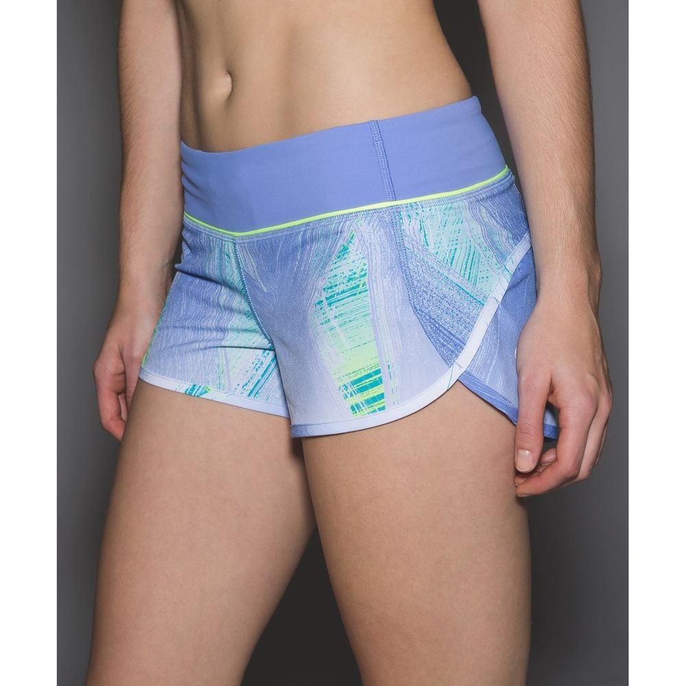 Lululemon Women's Speed Short 4-Way Stretch Wind Chill Multi 8